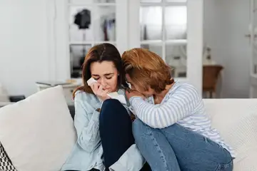 Aider un proche qui broie du noir sans l'épuiser